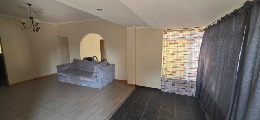 4 Bedroom Property for Sale in Oudorp North West